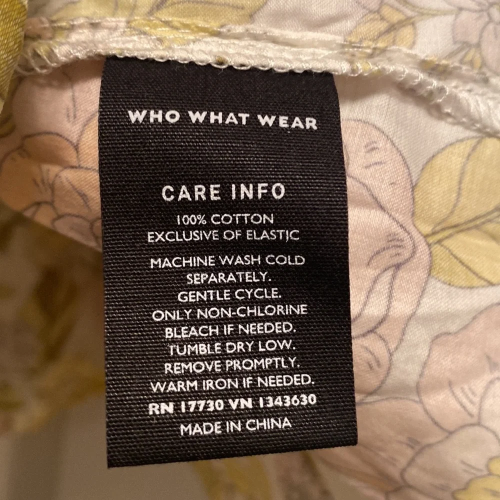 Brand New Who What Wear Floral Top…size 3X - Picture 6 of 6